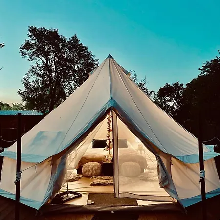Garden Glamping Retezat Luxury tent Balan (Hunedoara)