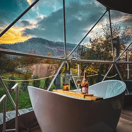 Garden Glamping Retezat Bălan